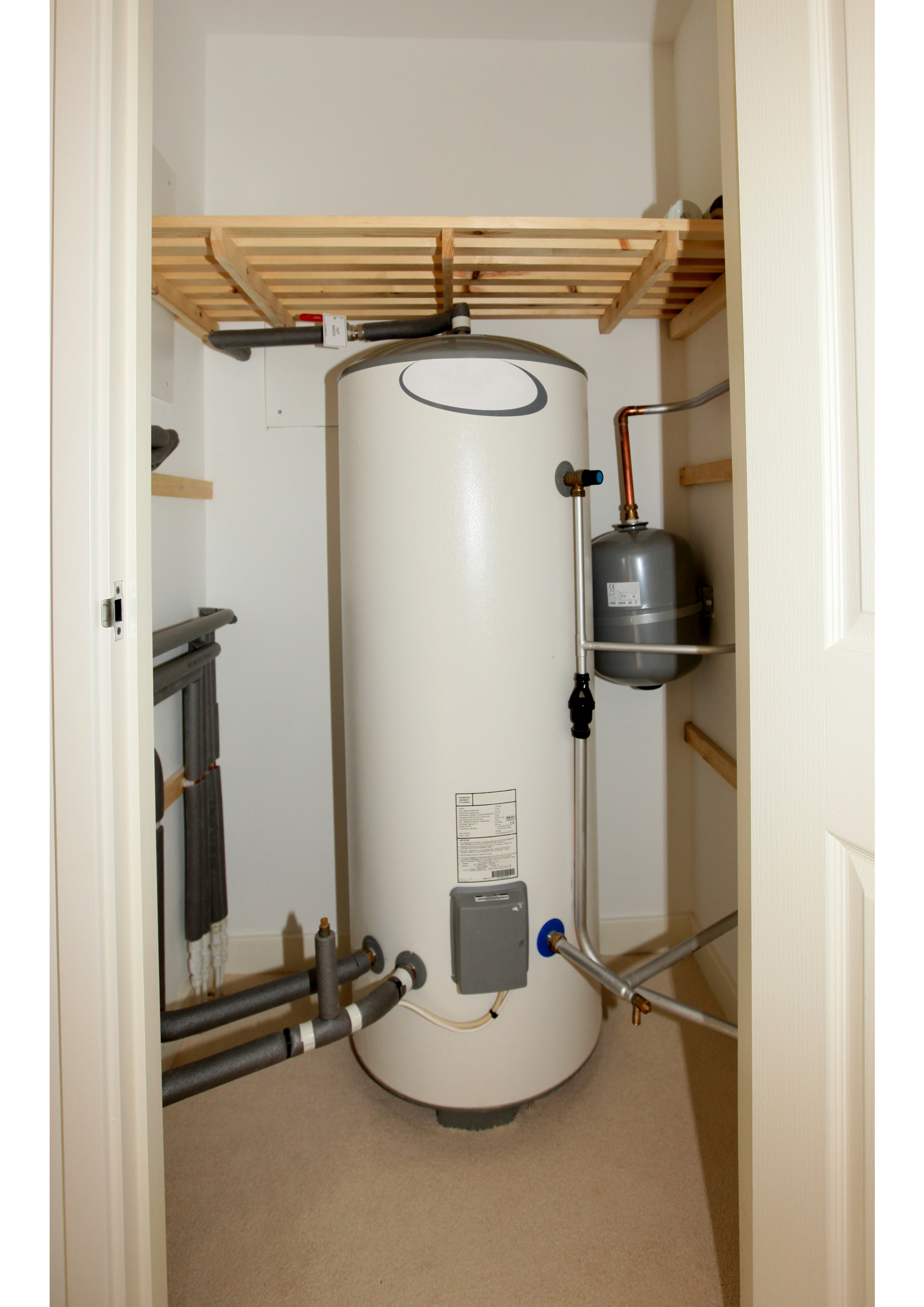 Hot Water Tank