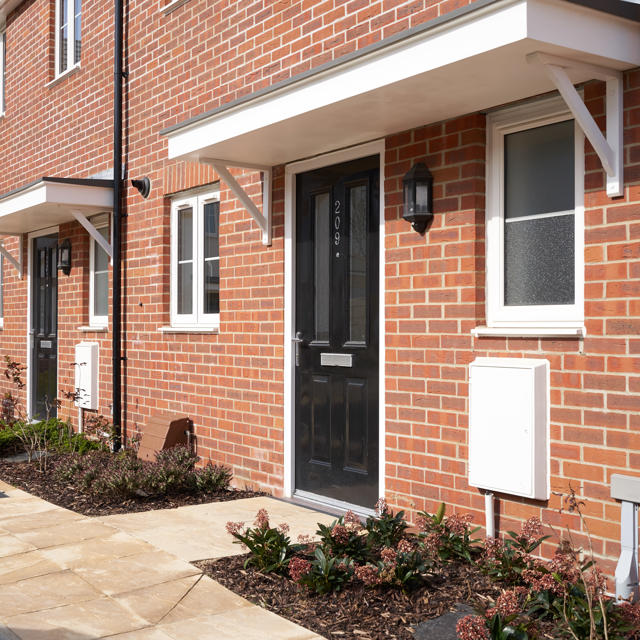 Dunstable Exterior 14